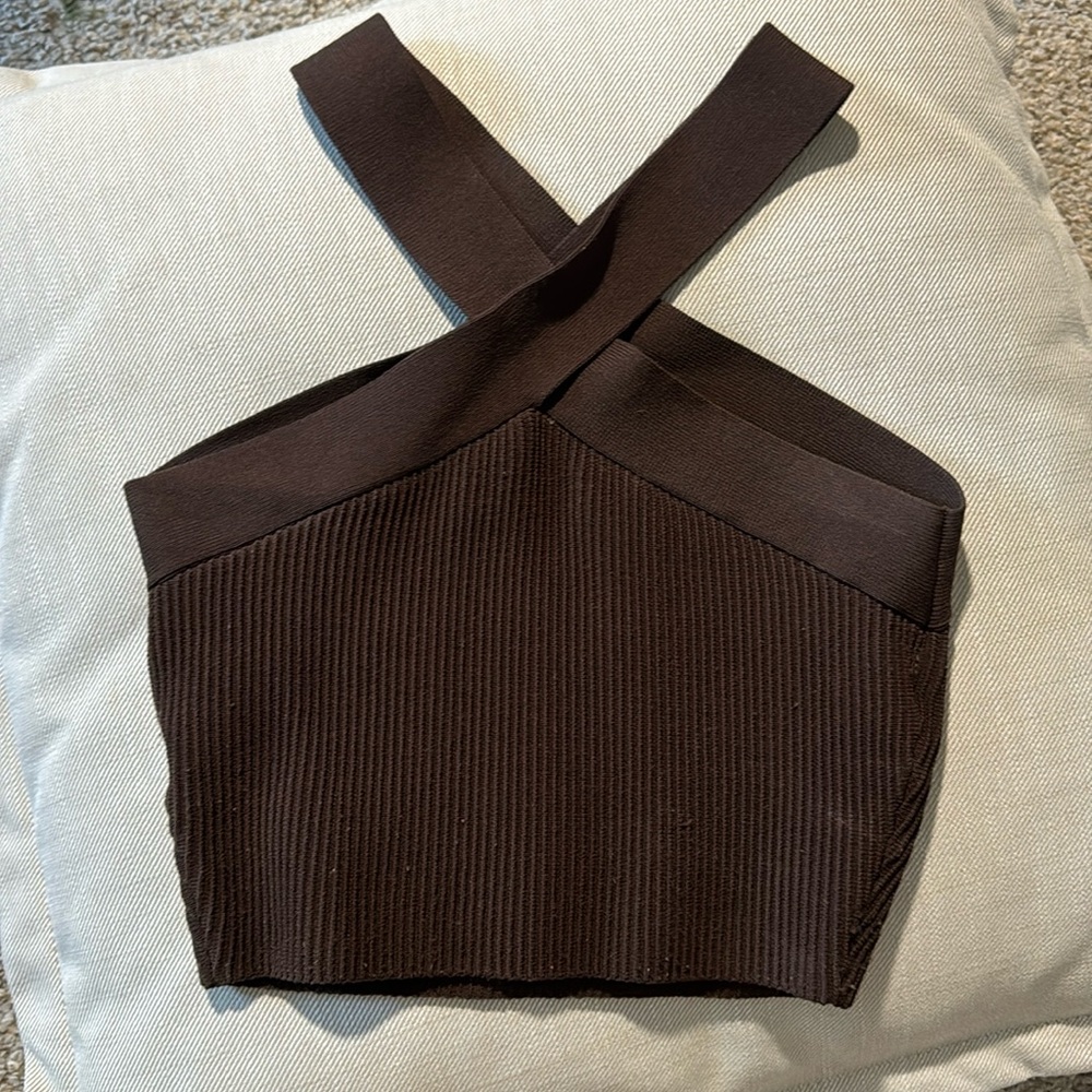 Aritzia Crop Top